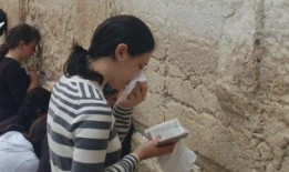 娱乐吃瓜君做了什么事,惊爆娱乐圈幕后大事件